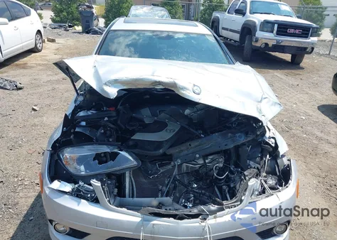 2010 Mercedes-Benz C 300 Luxury 4Matic/Sport 4Matic из США, поврежденный, VIN WDDGF8BB7AR106510